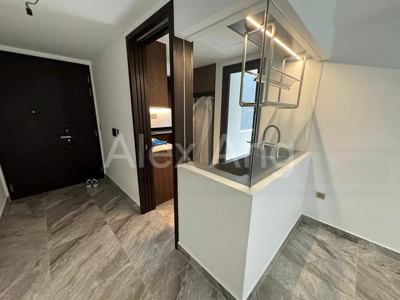 2 Bed Condo for Rent in  The Commodore - Image 5